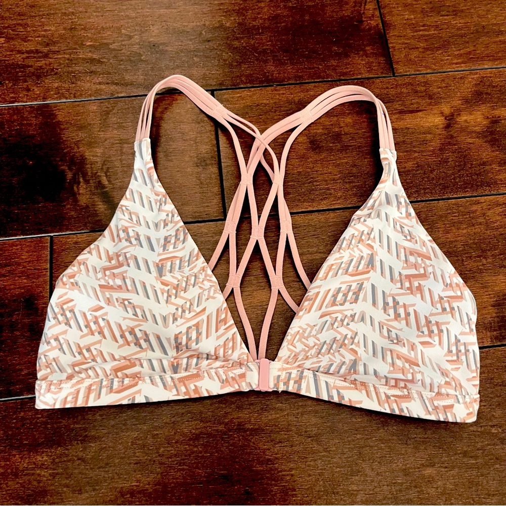 Victoria’s Secret NWOT sport bra